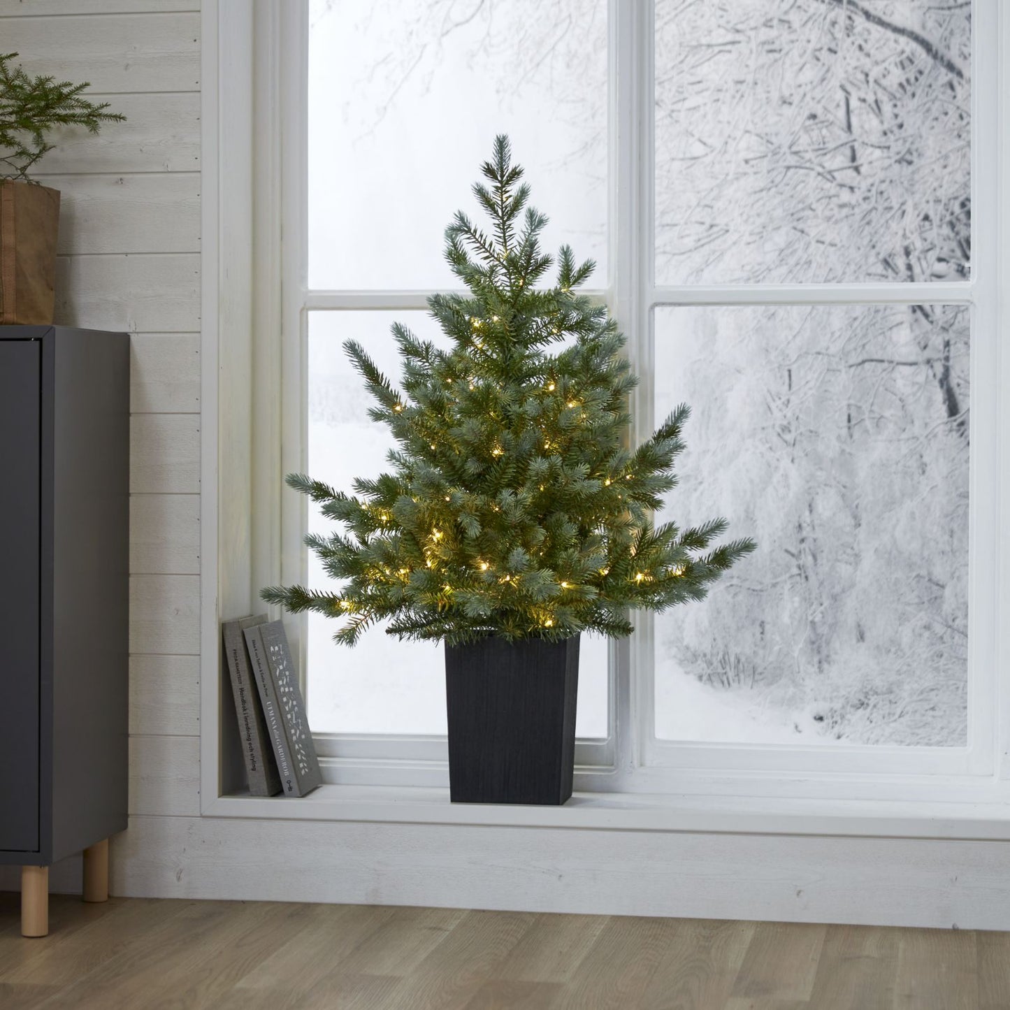 julgran-med-led-greyland-606-03